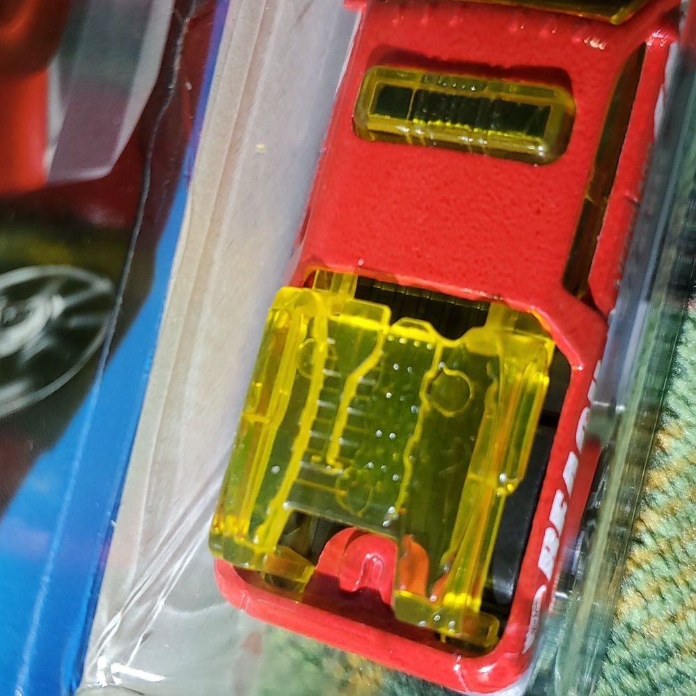 Hot‎ Wheels - Picture 10 of 11